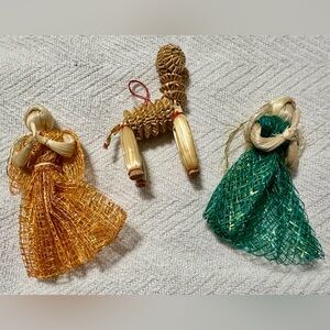 Festive Corn-husk Ornament 2 Angels one Poodle